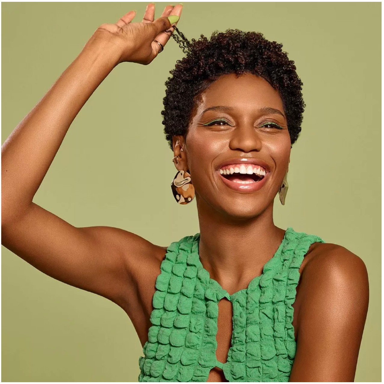 African Pride Feel It Formula Hair Strengthening Balm (4oz) – vista 2